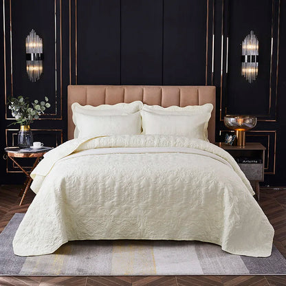 Elegance Pure White Impregnated Cotton Quilt Sumptuous Comfort