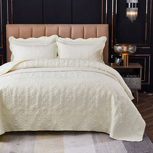 Elegance Pure White Impregnated Cotton Quilt Sumptuous Comfort